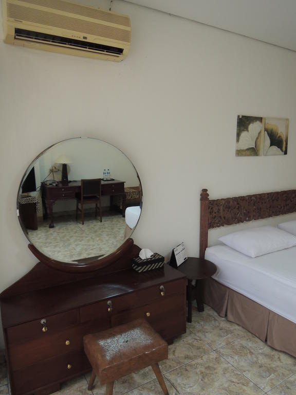 Rumah Polonia Guest House Yakarta Habitación foto