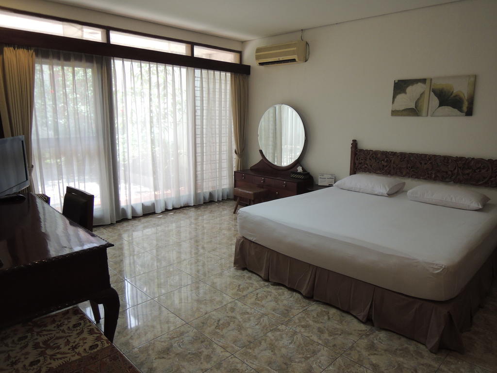 Rumah Polonia Guest House Yakarta Habitación foto